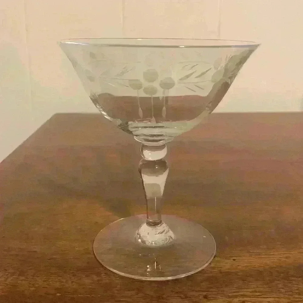 1 Vintage Crystal Champagne Coupe/Sherbet Glass..Maker Unknown..Gray Cut Floral